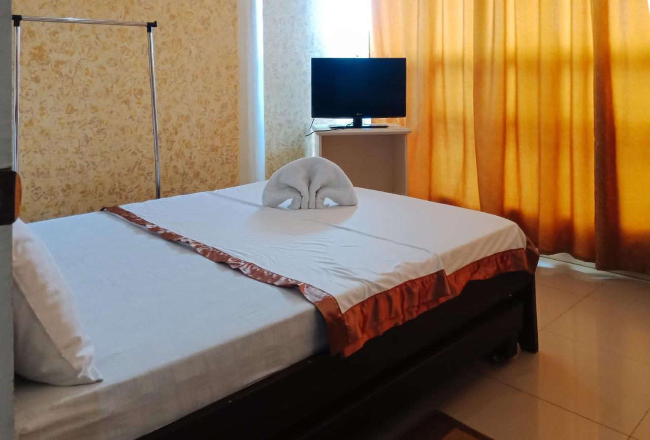 Villa Asuncion Country Inn And Resort Iloilo By Reddoorz Tigbauan Bagian luar foto